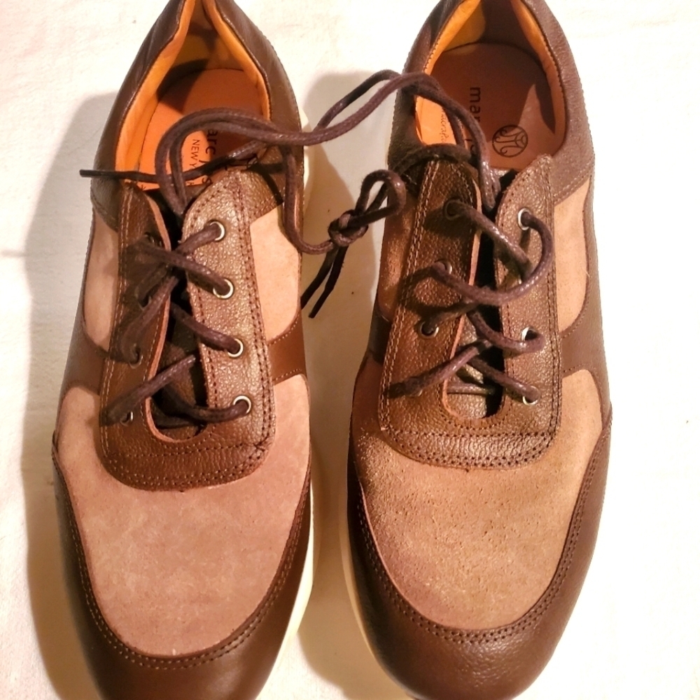 Marc Joseph New York Tan Suede Leather Extra Lightweight‎ Sz. 9 Sneaker